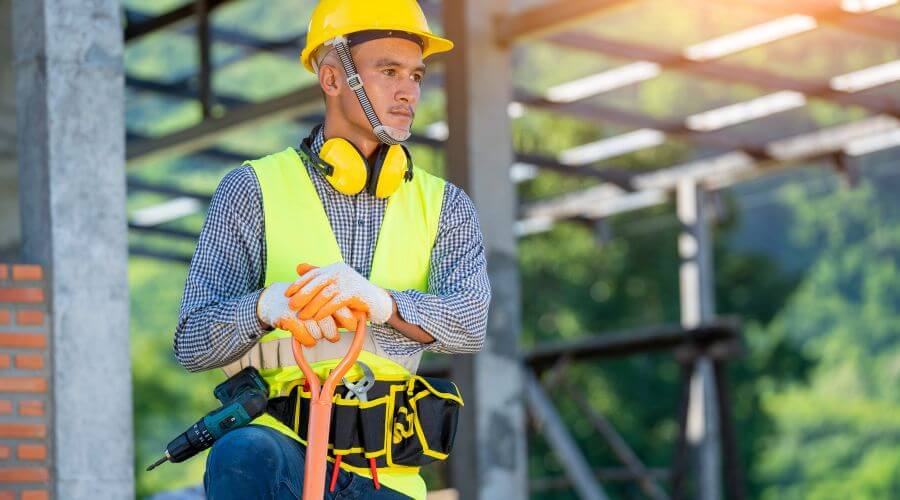 Professional gutter cleaning in Nicoma Park, OK